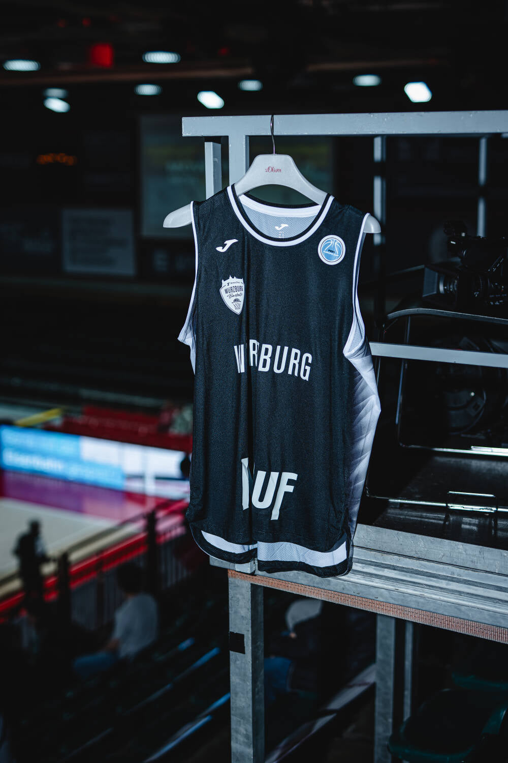 WB | BCL Trikot Home 2026/2027 schwarz inklusive Hose (SET)